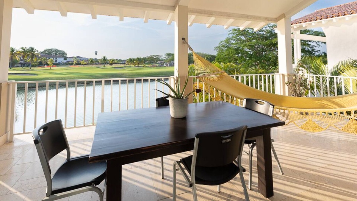 Cocle Villa | Beautiful villa 4 bedroom 🏡 👙 Private pool / two stories and patio 🌊🌅