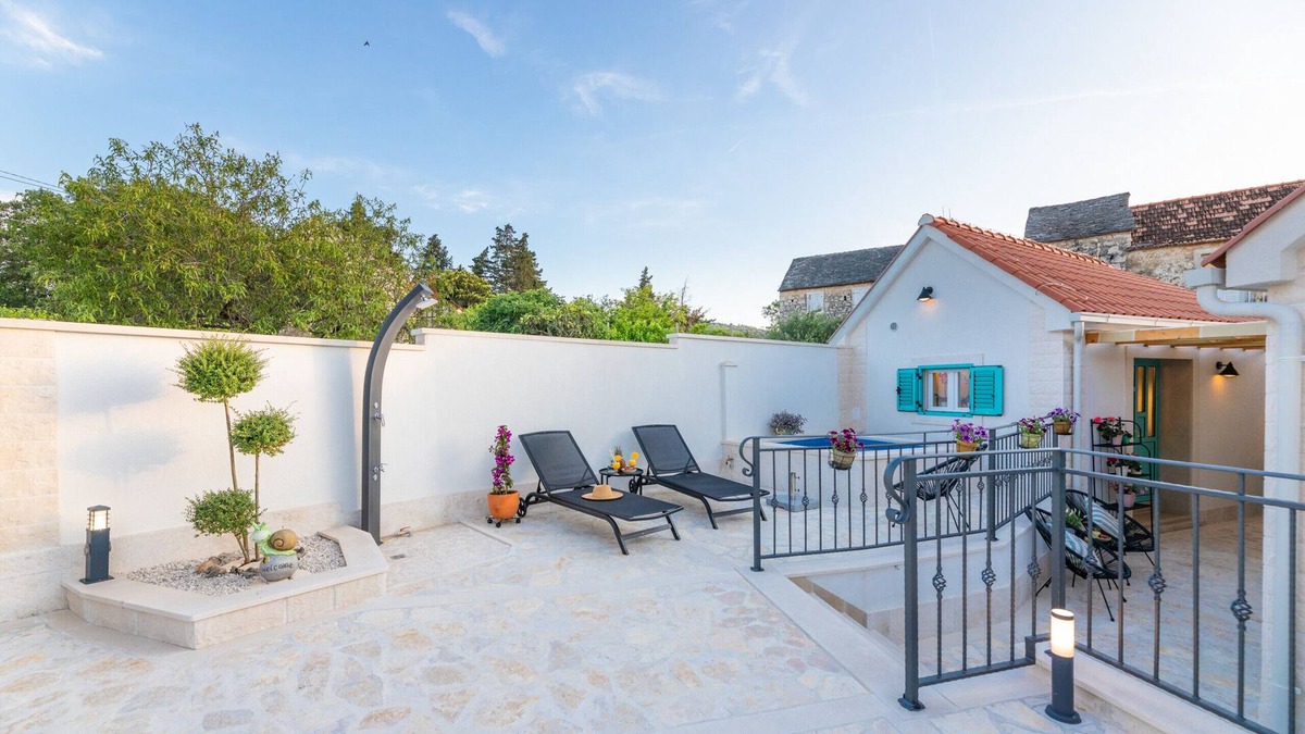 Dracevica Villa | Beautiful Villa Cipicco