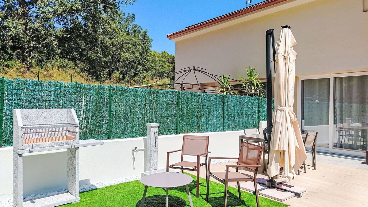 Villanova d'Albenga House | Beautiful villa for 4 people with WIFI, A/C, TV, patio, pets allowed and parking
