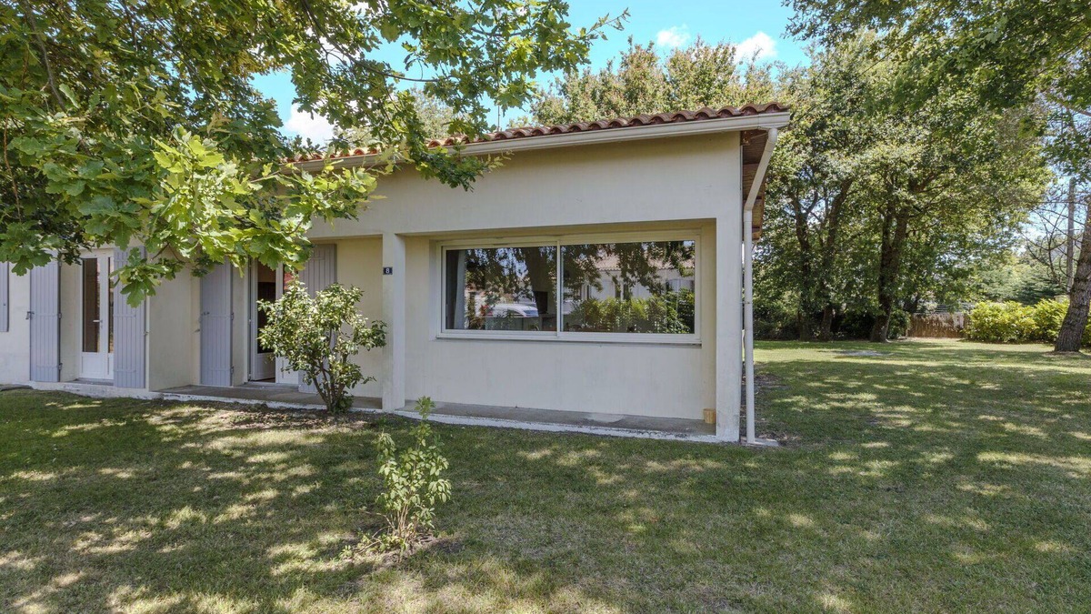 Medis House | Beautiful villa for 4 people with WIFI, TV, pets allowed and parking