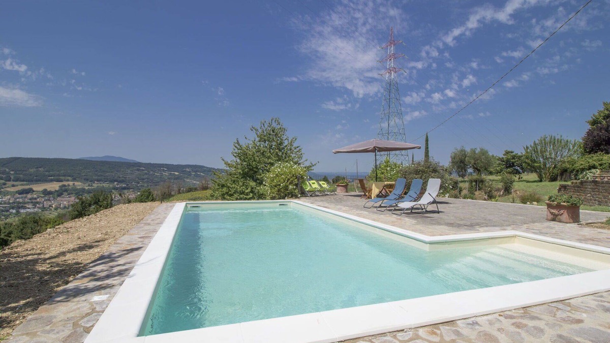 Montoro Villa | Beautiful villa for 4 people with WIFI, pool, TV, balcony, panoramic view and parking