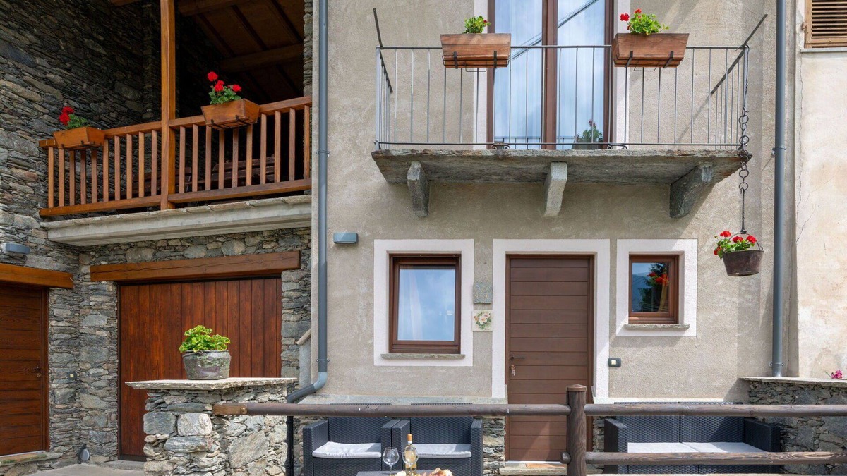Roburent House | Beautiful villa for 5 people with WIFI, TV, terrace and parking