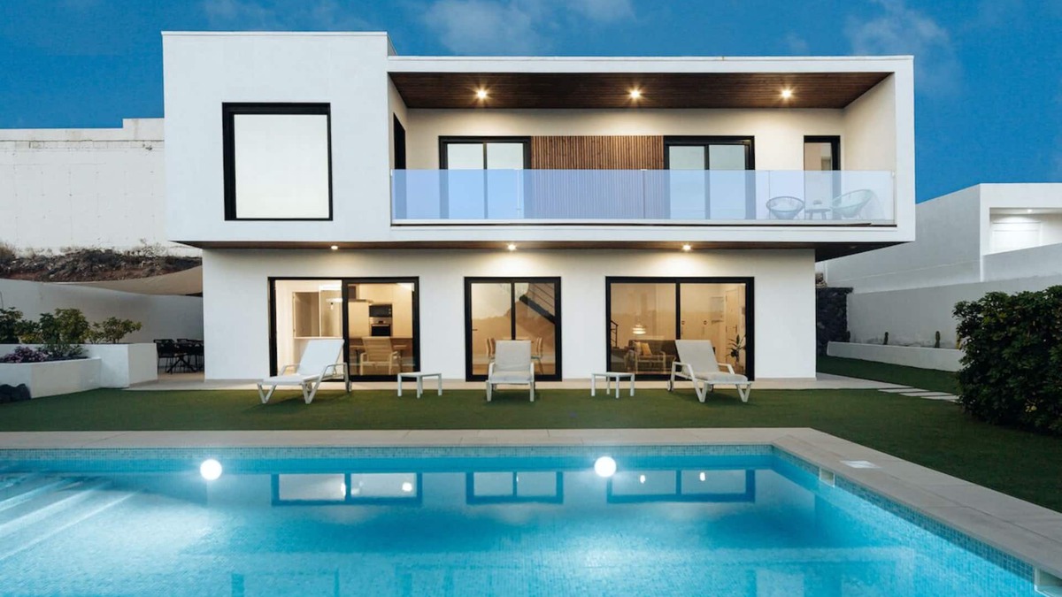 Costa Adeje Villa | Beautiful Villa for 6 people, WiFi, private and heated pool, 8min from the beach