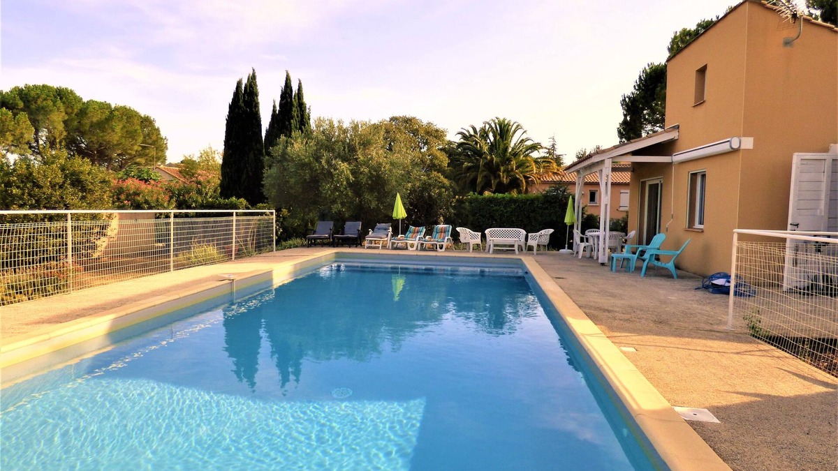 Alignan-du-Vent Villa | Beautiful villa near the sea, large swimming pool