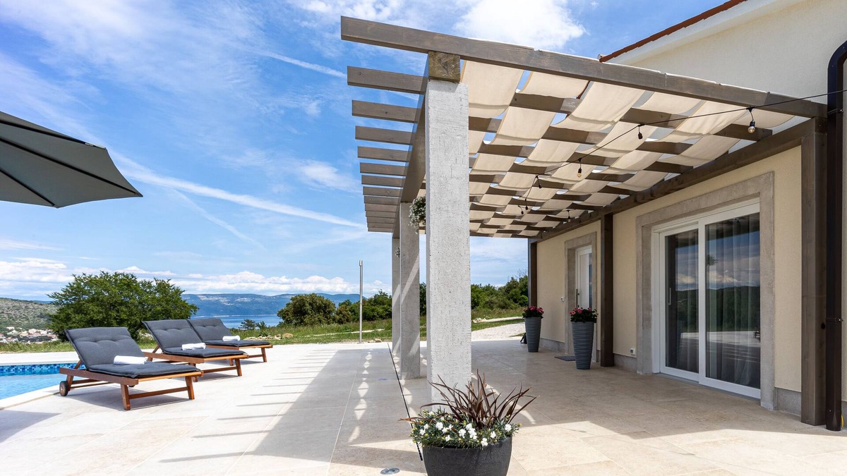 Gondolici Villa | Beautiful Villa Gallova