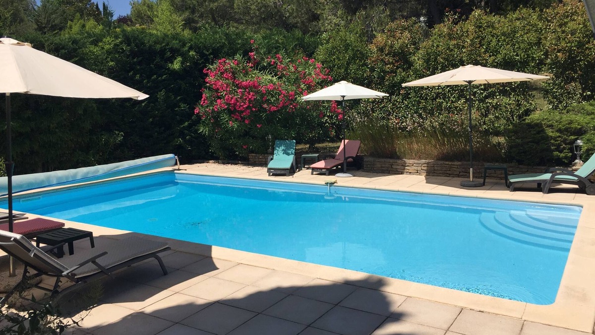 Grabels Villa | Beautiful Villa in Private Grounds, heated Pool, idyllic for memorable holidays