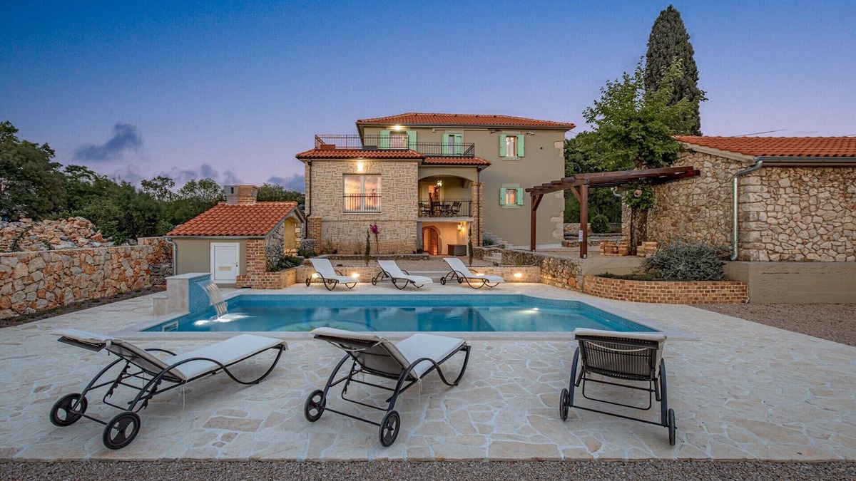 Sveti Ivan Dobrinjski Villa | Beautiful Villa Miry's Hideaway