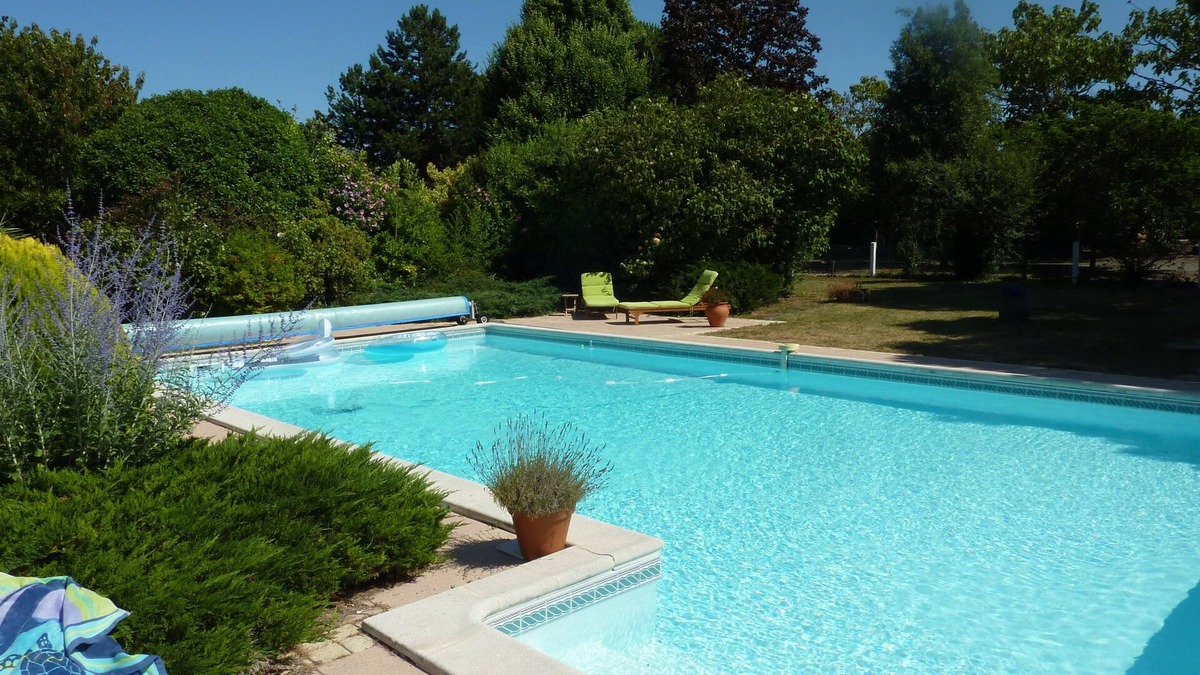 Saint Vivien Villa | Beautiful villa private pool and beautiful garden next to La Rochelle