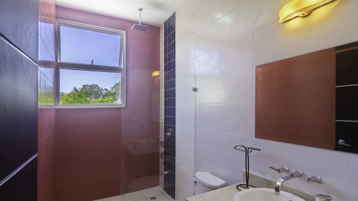 Punta Leona Condo | Beautiful Villa w/private pool - 8 min from the beach!