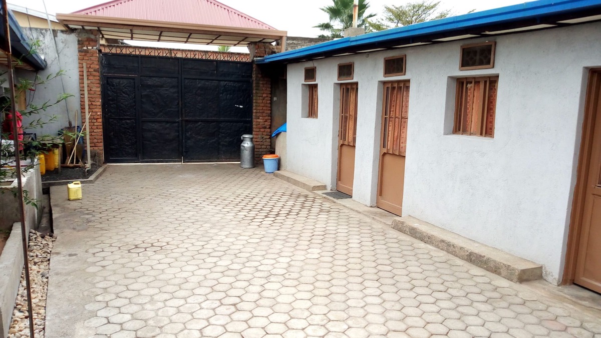 Gisenyi Villa | Beautiful villa walk to lake,bar and restaurant