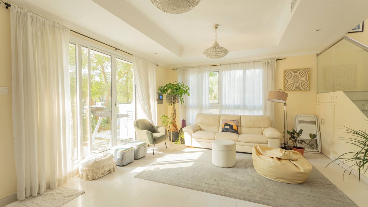 Dubai Villa | Beautiful villa with beautiful space for family and suitable for holding parties