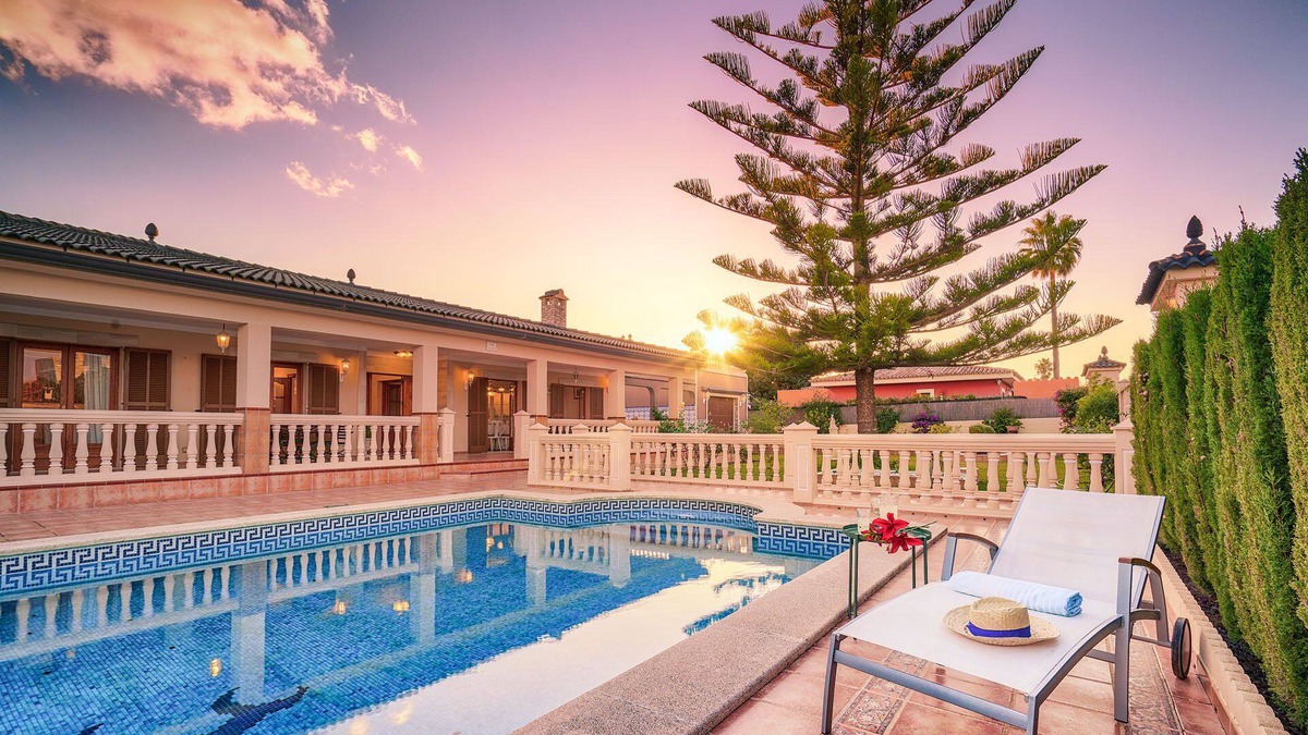 Badia Gran Villa | Beautiful villa with private pool excelent for families. Aircond and wifi available - Free Wifi