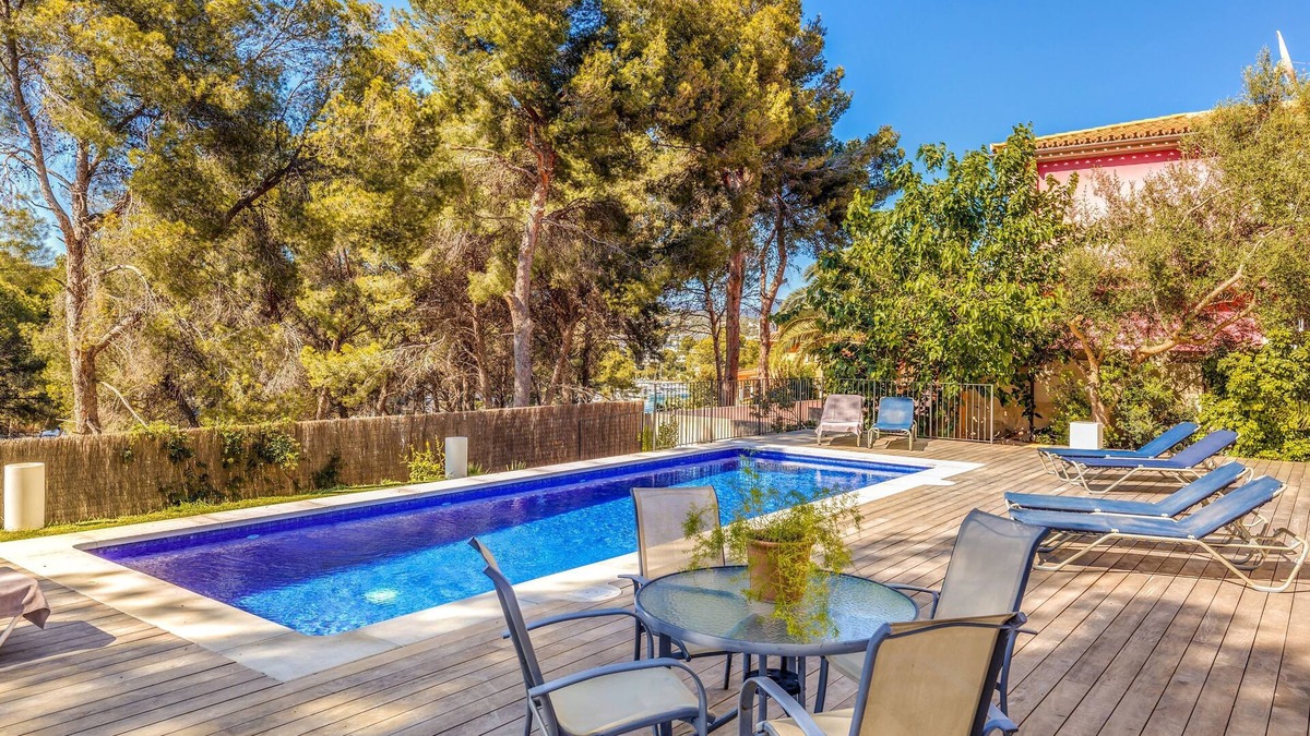 Santa Ponsa Villa | Beautiful Villa with Pool, Wi-Fi and Terrace; Ideal Location; Parking Available