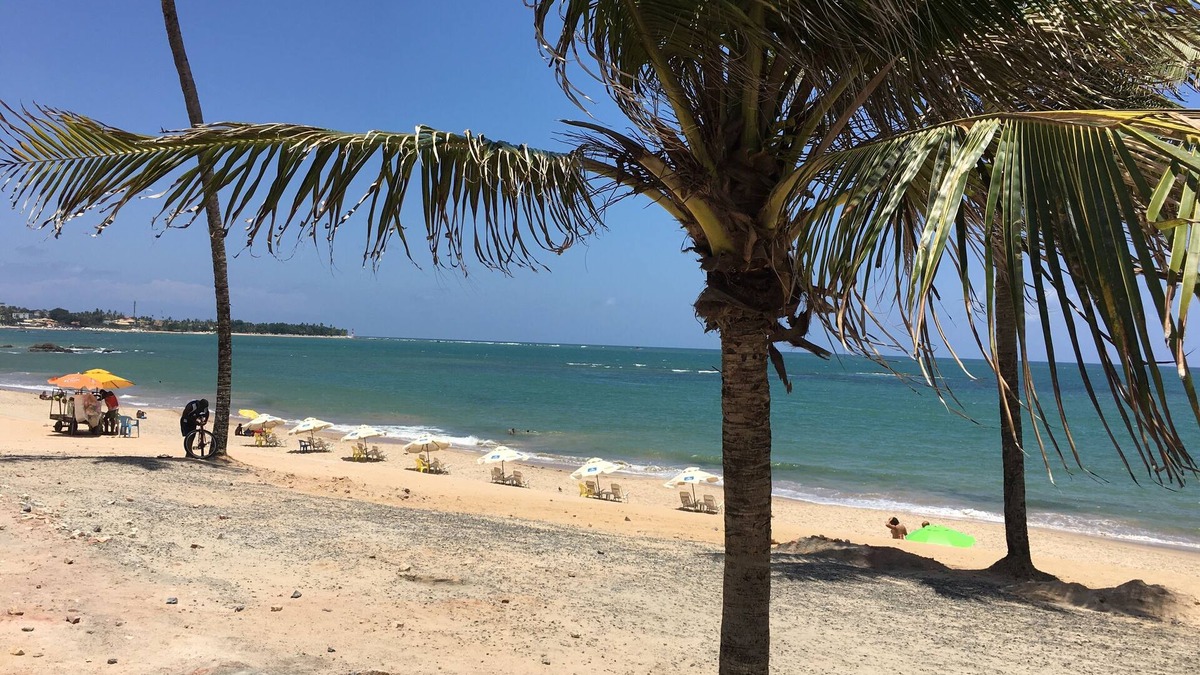 Piata Condo | BEAUTIFUL VILLAGE BEACH FRONT PIATÃ 3 ROOMS BALCONY SAFETY GARAGE