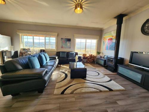 Rokeby House | Beautiful vineyard stay