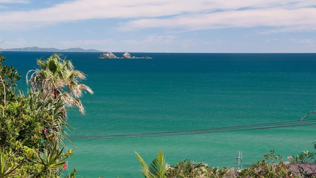 Byron Bay Apartment | Beautiful Wategos Seahaven Beach House