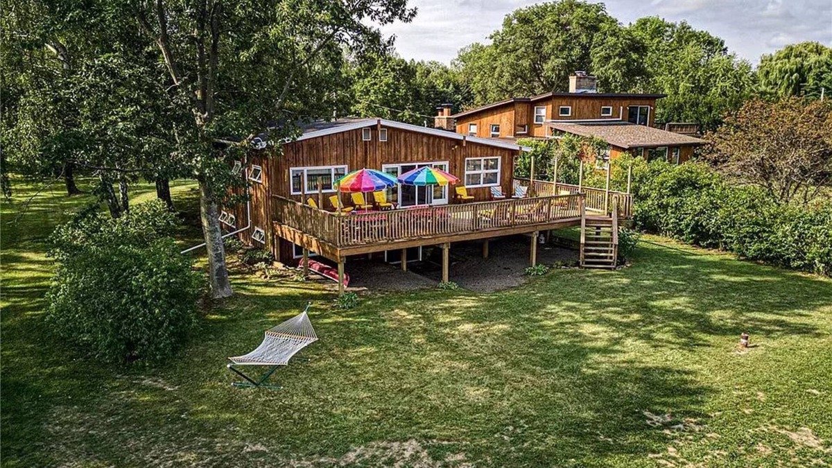 Fancher Cottage | Beautiful water front with spectacular sunsets