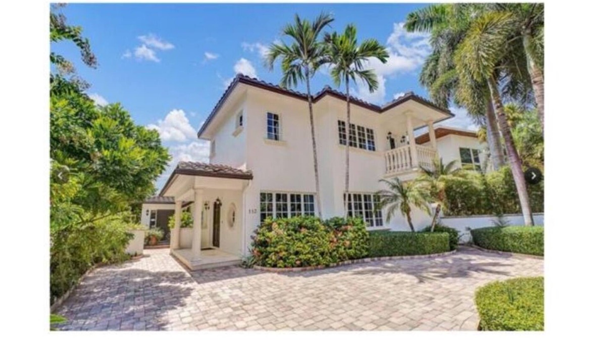 Hendricks and Venice Isles House | Beautiful Waterfront Mediterranean Paradise, 20 % DISCOUNT FOR 2+MONTHS .