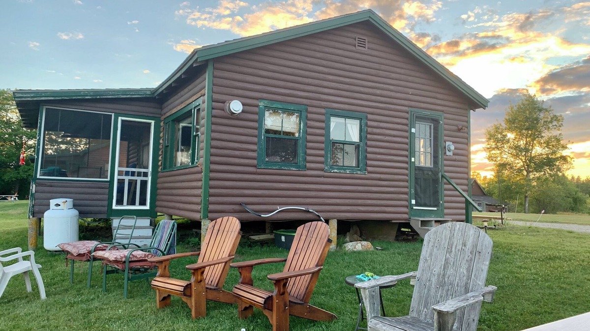 Castine Cottage | Beautiful Water view, path to shore, rustic Maine cottage