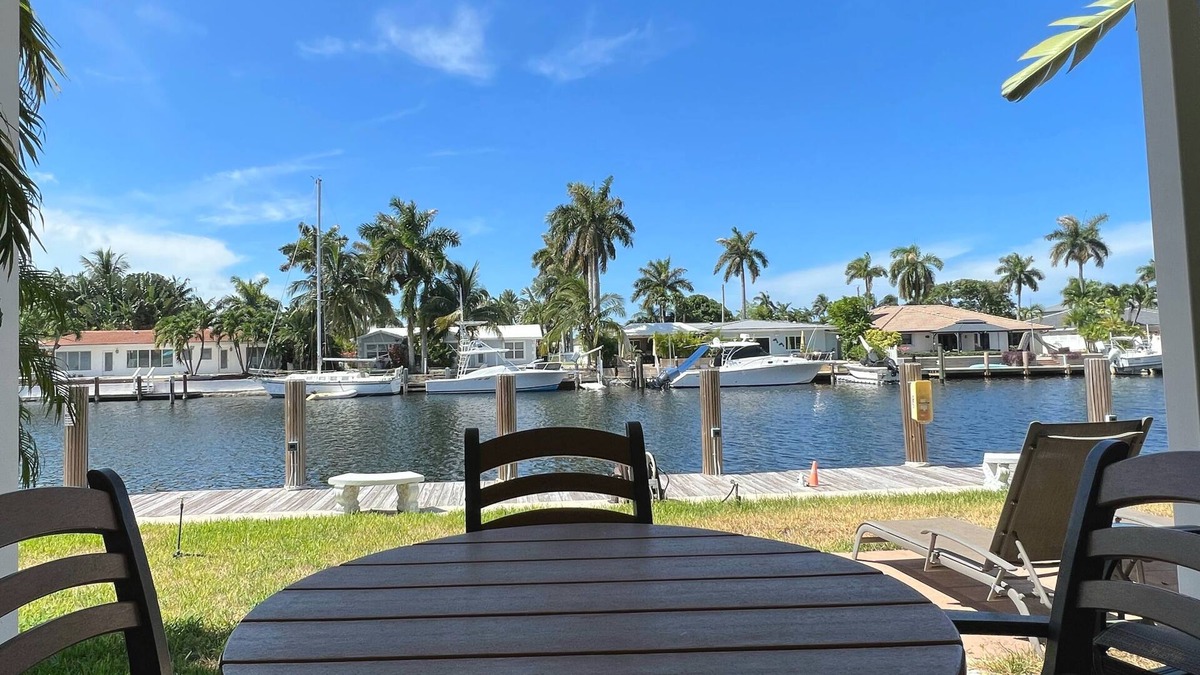 Harbor Village Condo | Beautiful Waterfront Condo. Walk to the beach, shops, restaurants & more!