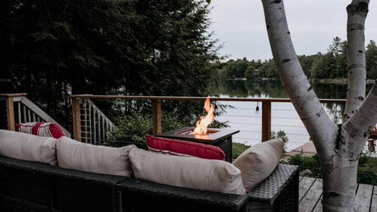 Bala Cottage | Beautiful waterfront cottage nestled in the heart of Muskoka!