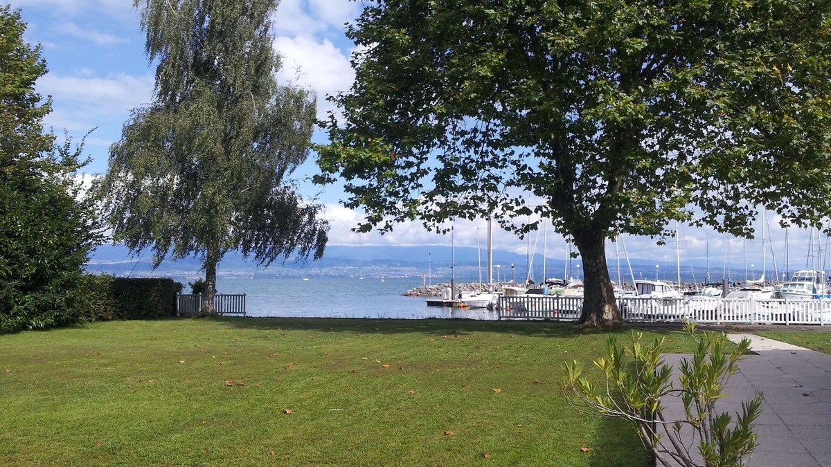 Sciez House | BEAUTIFUL WATERFRONT