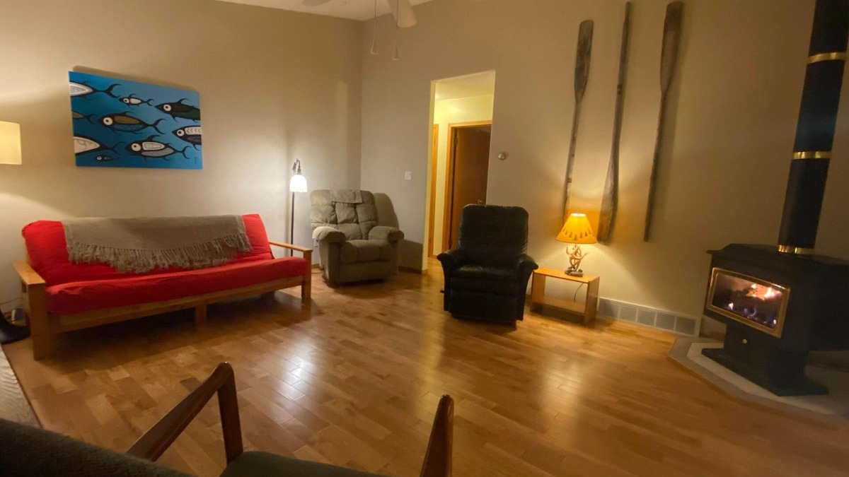 Ignace House | Beautiful Waterfront home on Lake Agimak
