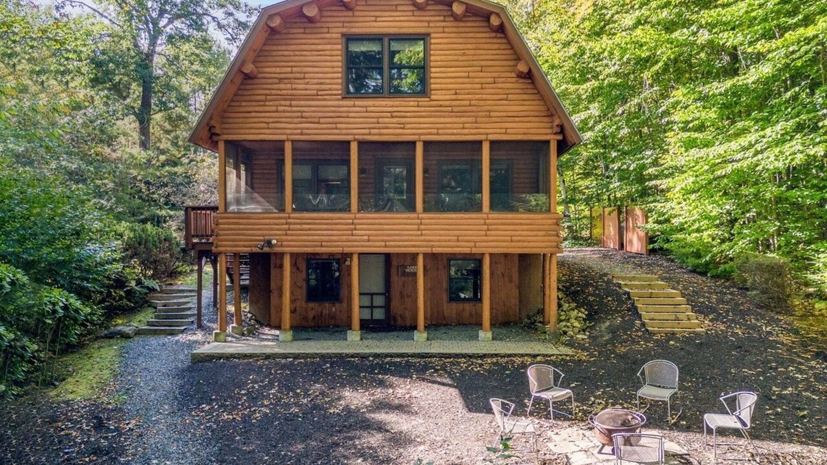 Rome Cabin | Beautiful Waterfront Property on a quiet cove-Tranquility on Long Pond