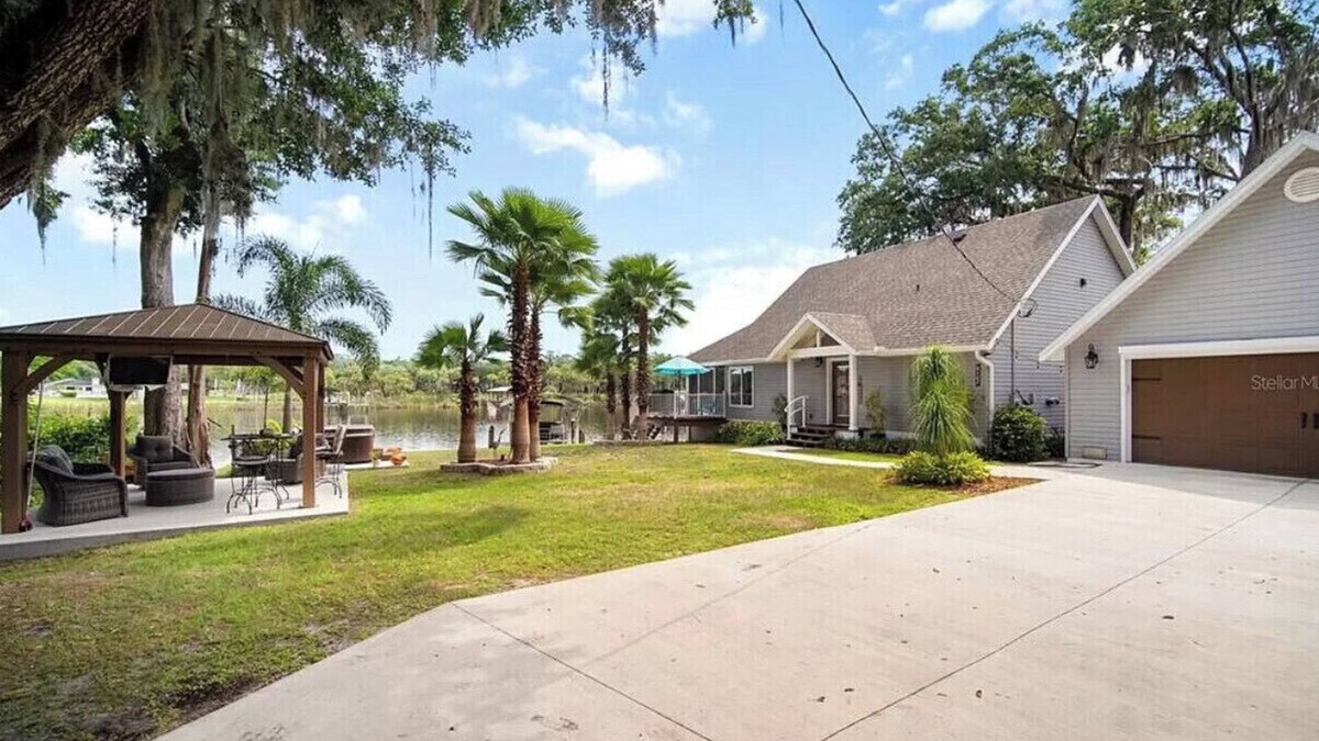 Riverview House | Beautiful Waterfront Home on the Alafia River