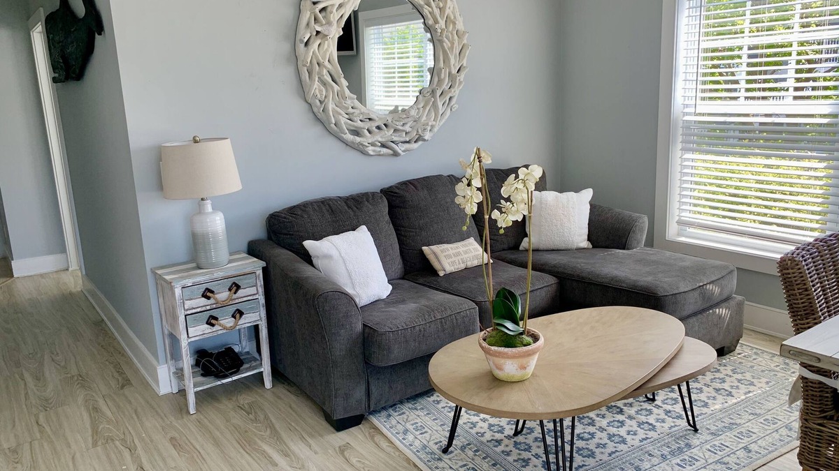 Greenport West Condo | Beautiful Waterview Condo on the North Fork of LI