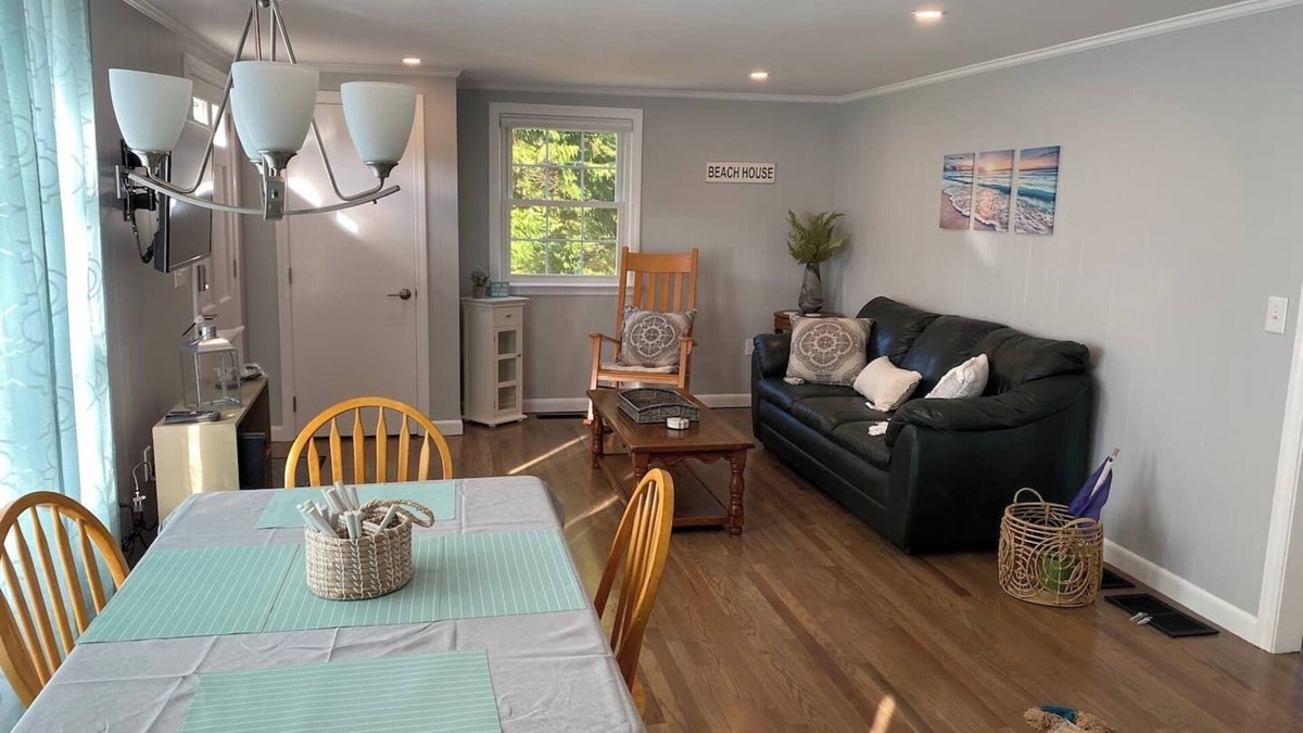 Dennis Port Cottage | Beautifully appointed 2 bedroom with access to a private beach!