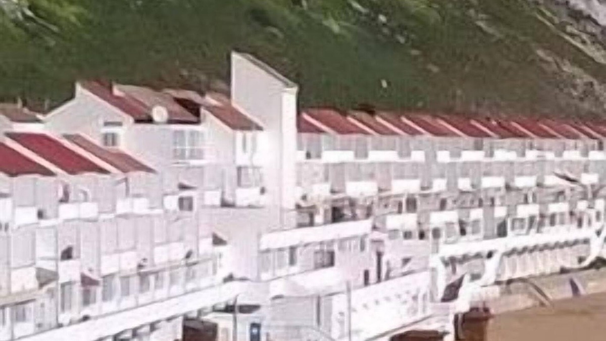 Gibraltar Apartment | Beautifully Appointed Self Catering Beach Front Apartment
