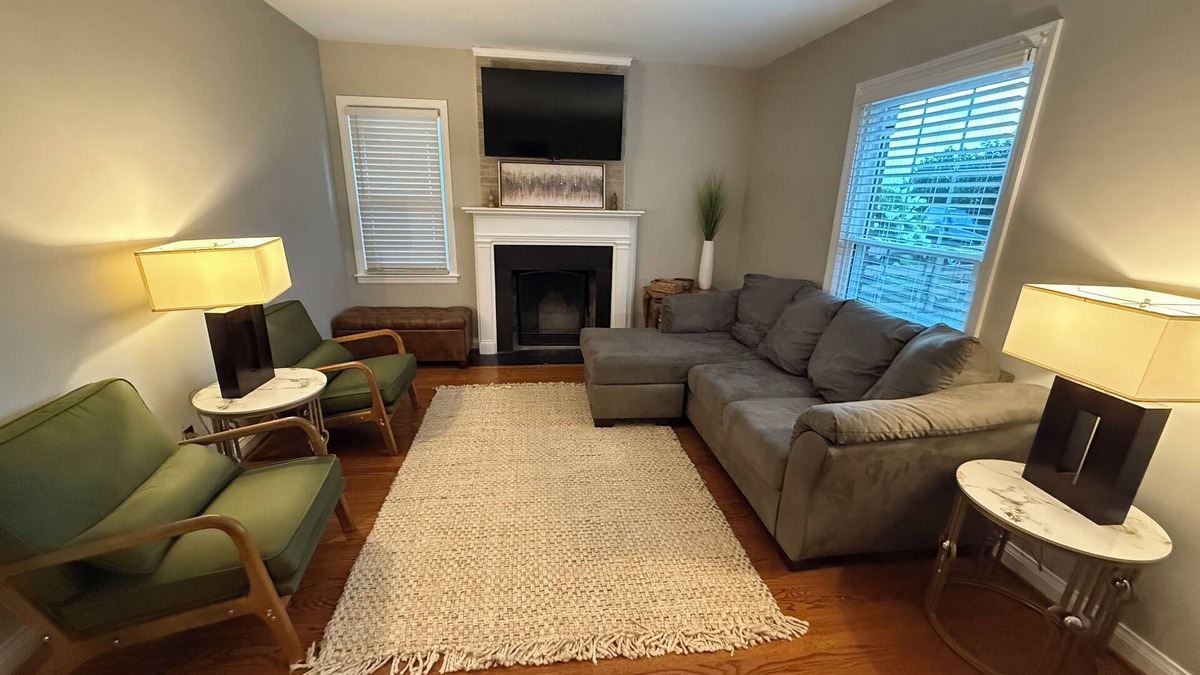 Hawthorne House | Beautifully charming 3-BR house in the convenient Highlands area of Louisville