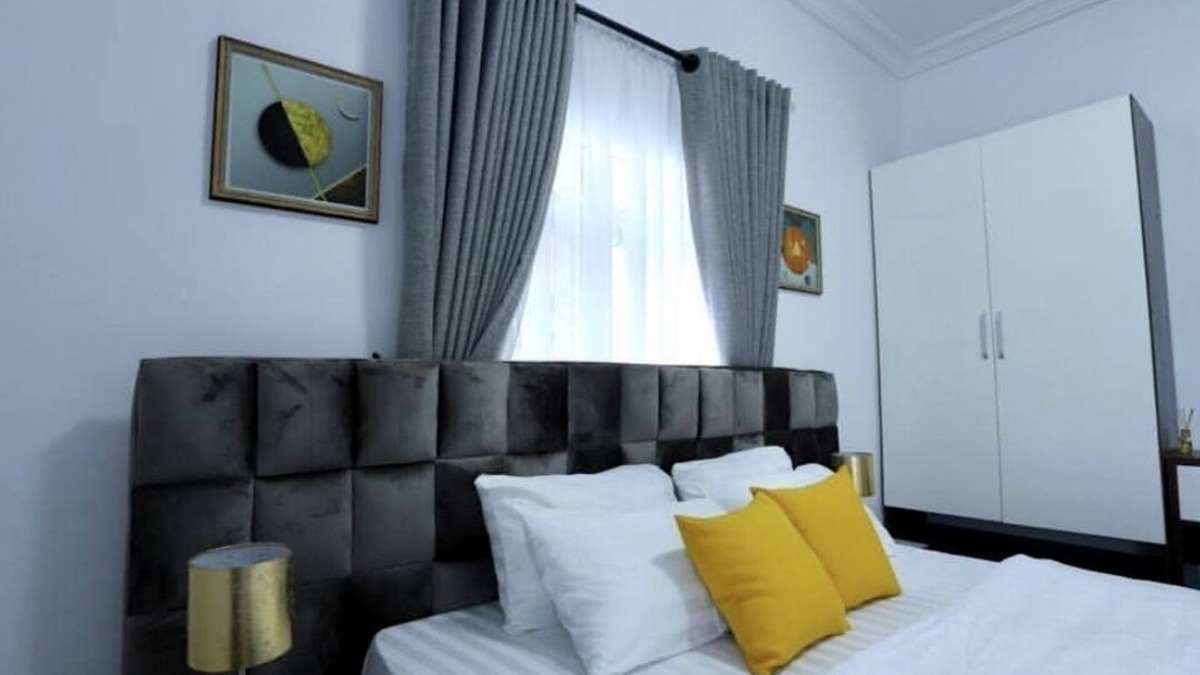 Ajah Apartment | Beautifully furnished 2-Bedroom serviced apartmetnt in Lekki Lagos