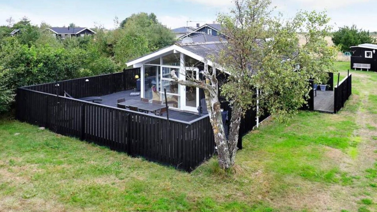 Nordstrand Cottage | Beautifully located close to Palmestrand and Elling Å - child friendly