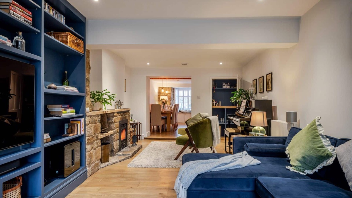 Moreton-in-Marsh Cottage | Beautifully presented holiday cottage - Stonecrop Cottage