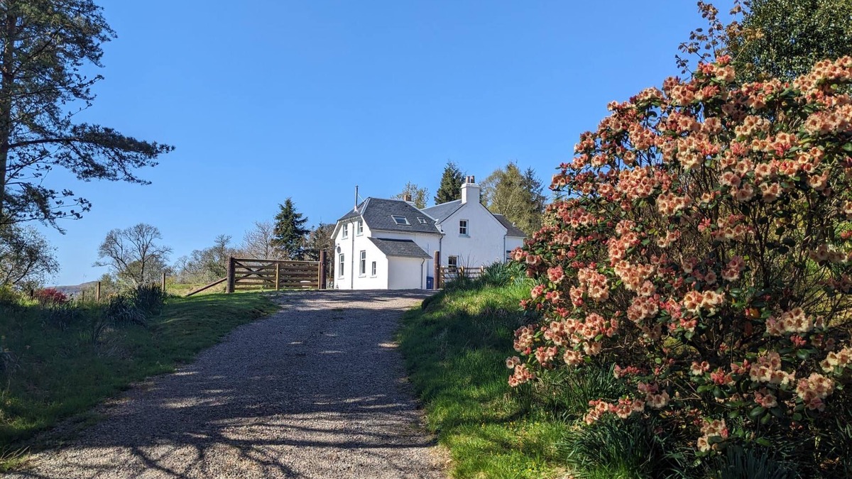 Lerags Other | Beautifully positioned farmhouse overlooking hills and sea