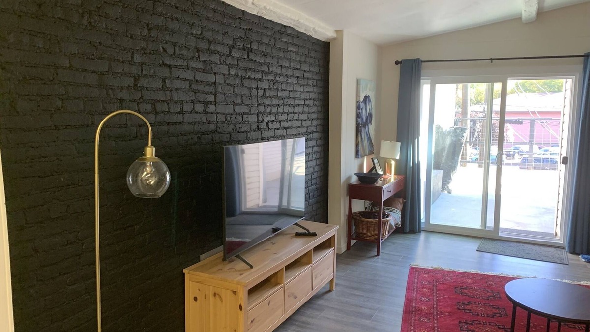 Colfax Apartment | Beautifully remodeled 2 bedroom apartment in Colfax, WA