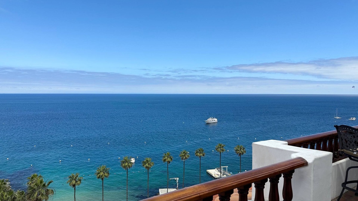 Avalon Condo | Beautifully Remodeled Premium Ocean View Condo with Fireplace and Golf Cart!