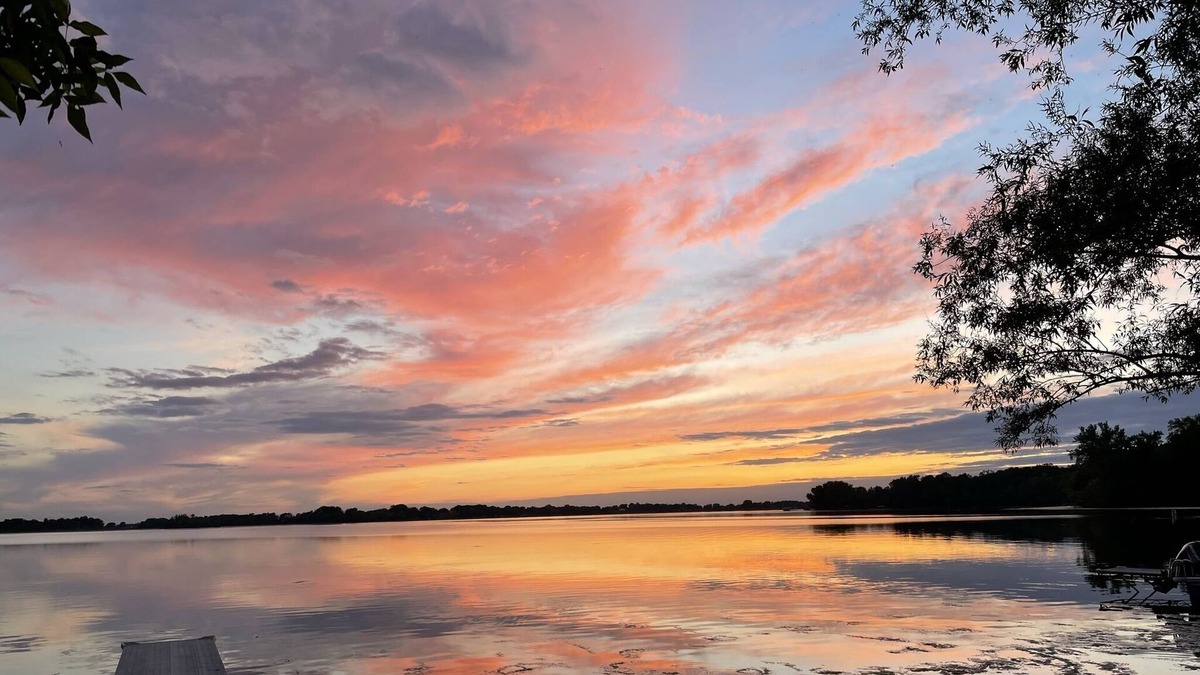 Madison Lake House | Beautifully Renovated Home on Madison Lake!