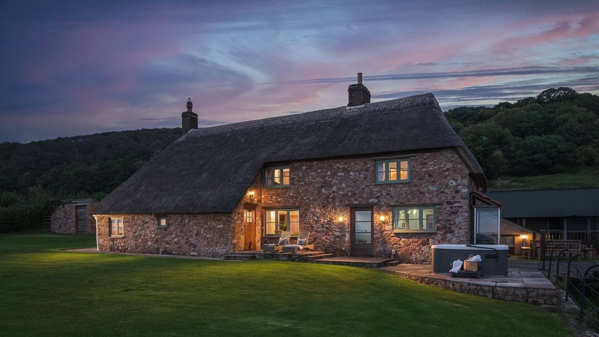 West Pennard Other | Beautifully Renovated Farmhouse With Stunning Views