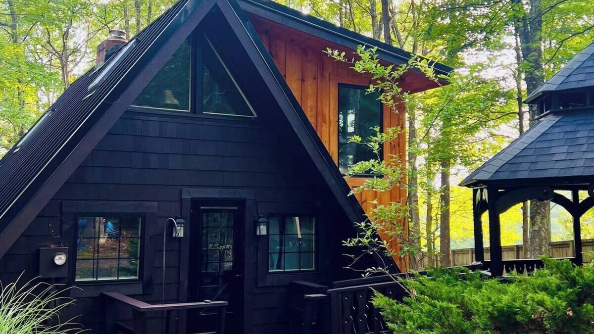 McHenry Cabin | Beautifully Renovated A-Frame Cabin