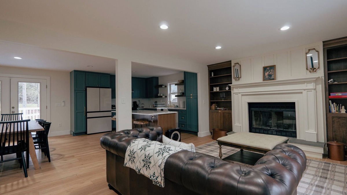 Oak Hill House | Beautifully Renovated Family-Friendly Retreat on 5 Acres