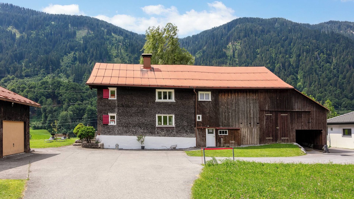 Dalaas House | Beautifully renovated farmhouse, dream location