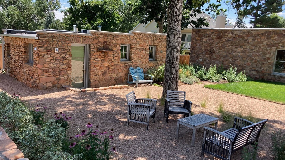 Melody Heights House | Beautifully Renovated Historic Boulder Guesthouse for Longer Stays/30 day min