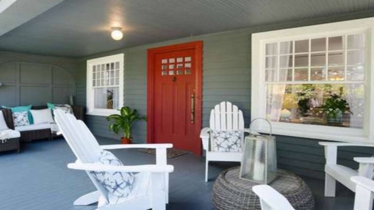 Venice House | Beautifully Renovated Venice Beach Craftsman - Prime Location!