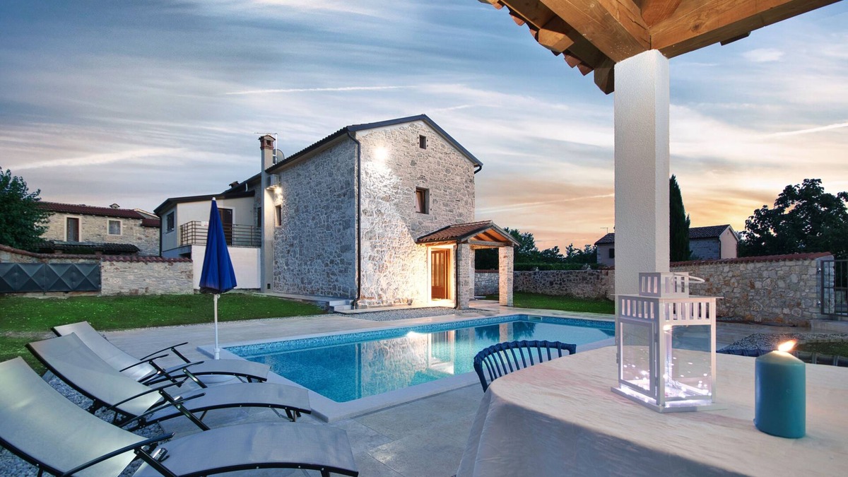 Baderna Villa | Beautifully renovated villa with pool; welcoming and pet-friendly