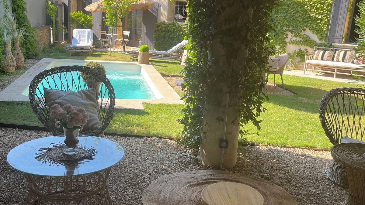 Barjac House | Beautifully restored country house with swimming pool