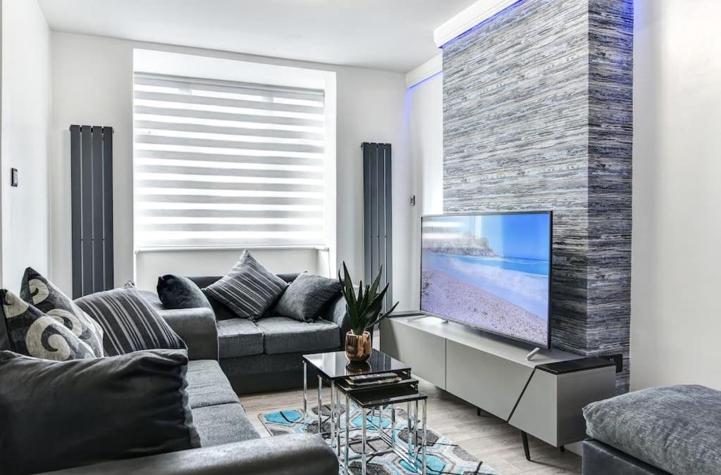 Newhaven House | Beauty Close to Coast, Stunning interior, By Air Premier