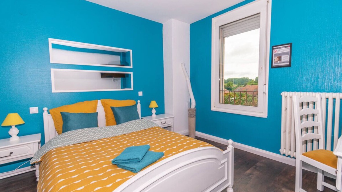 Puttelange-aux-Lacs Apartment | Beauty Vintage Room.